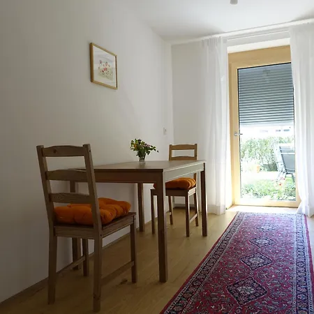 Apartament Mit Garten Im Schoenen